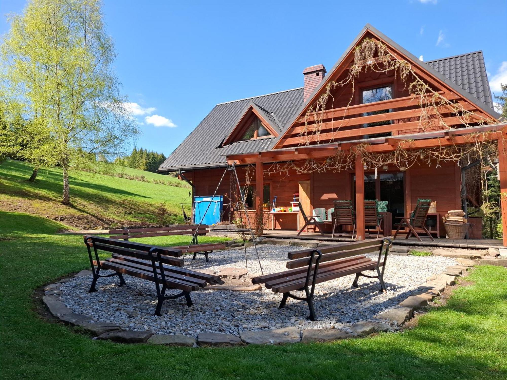 Villa Dom Pod Wilczym Groniem à Rajcza Extérieur photo
